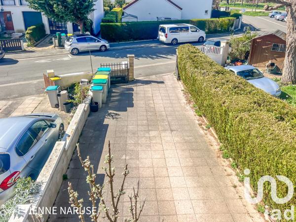 House for sale 6 rooms 100 m² Villepreux