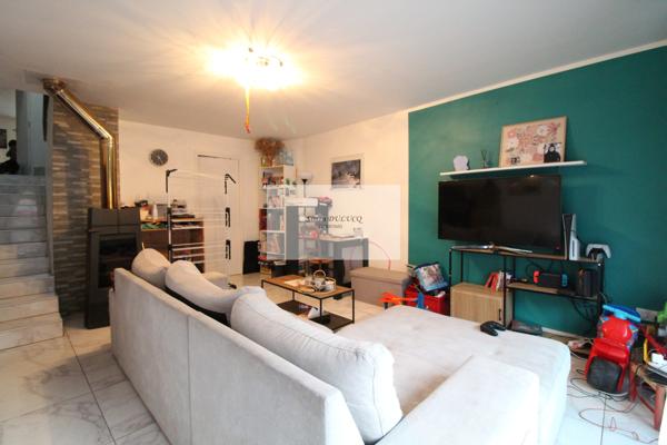 Saint-Affrique (12400) Maison en pierre rénovée de 101 m²