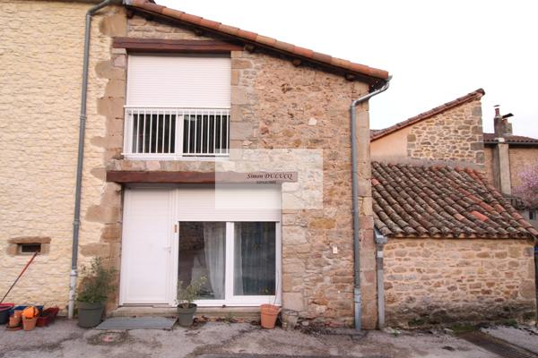 Saint-Affrique (12400) Maison en pierre rénovée de 101 m²