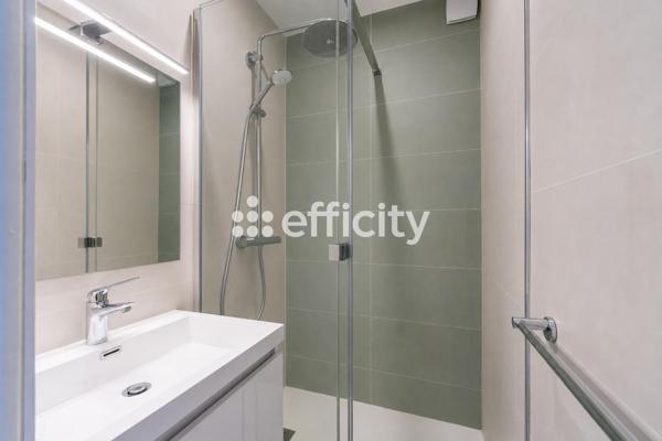 Appartement
         4 pièces
        - 99 m² Exclusivité 620 000 € *