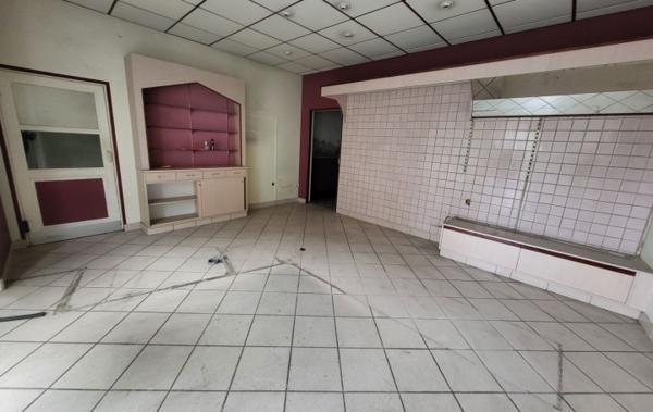 Vente Immeuble à réhabiliter à rénover Neuville-les-dames   