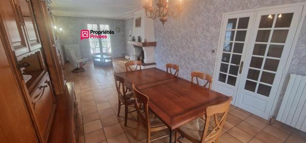 Noyers sur Cher maison - 158 m² - 5 pièces - 4 chambres sur terrain de 1320 m²