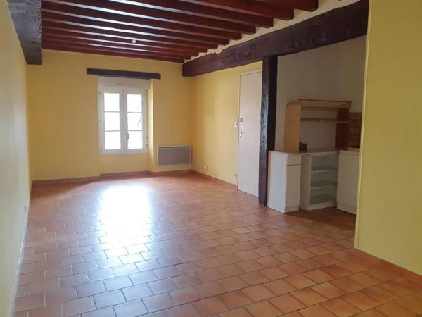 Location - Appartement La Ferté-Bernard 72400 1 pièce 30 m 2