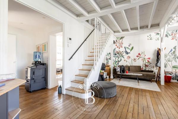 Paris 17ème, Hôtel particulier 7 Chambres -  424 m² à vendre