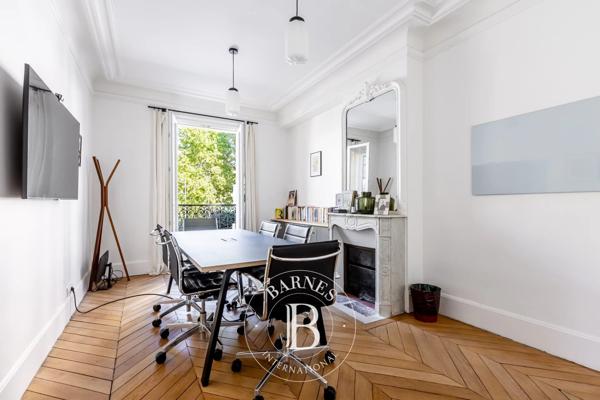 Paris 17ème, Hôtel particulier 7 Chambres -  424 m² à vendre