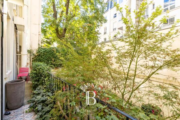 Paris 17ème, Hôtel particulier 7 Chambres -  424 m² à vendre