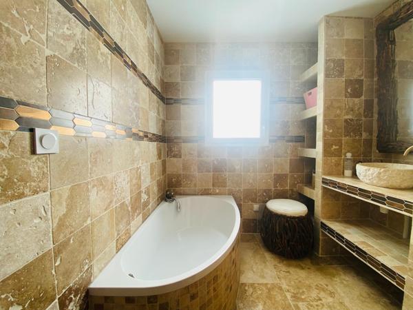 Maison de plain-pied - TERNANT 17400