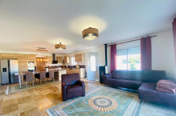 Maison de plain-pied - TERNANT 17400