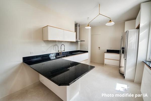 Orléans 5 Pièces 151m² dans un chateau