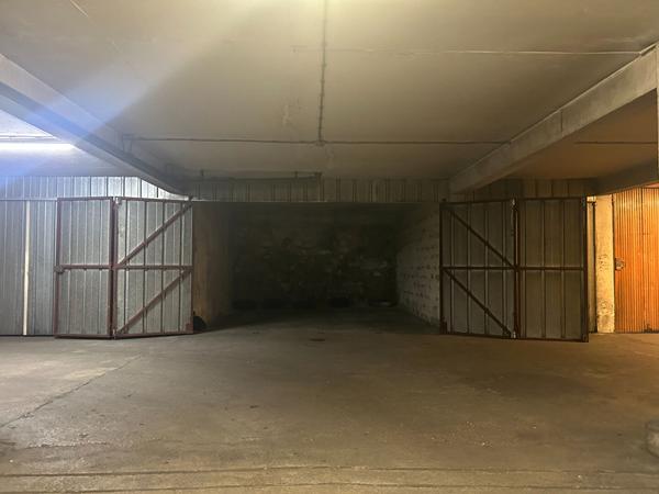 Achat parking / box Paris 18 - 23 m² - 40 000 €