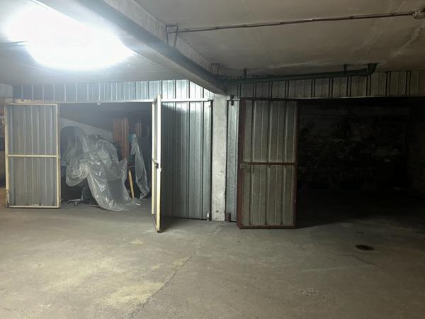 Achat parking / box Paris 18 - 23 m² - 40 000 €