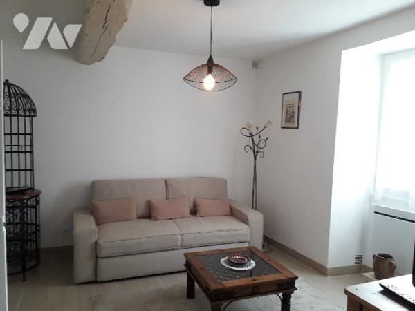 IDEAL GITE, CHAMBRES D'HOTES OU JEUNE COUPLE, PROCHE BEAUVAL