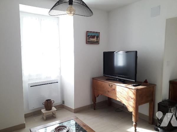 IDEAL GITE, CHAMBRES D'HOTES OU JEUNE COUPLE, PROCHE BEAUVAL