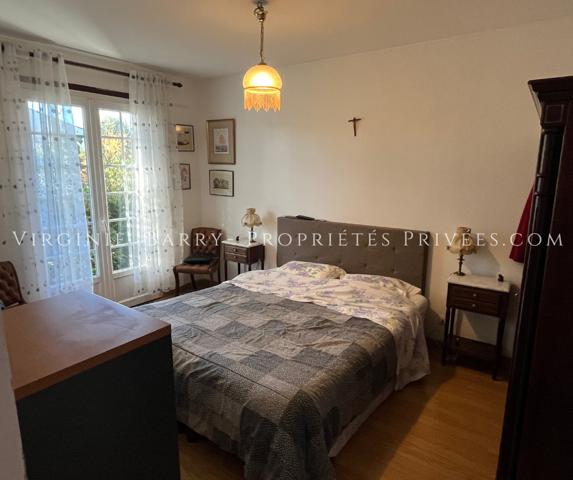 BELLE MAISON T5 DE PLAIN PIED NON MITOYENNE