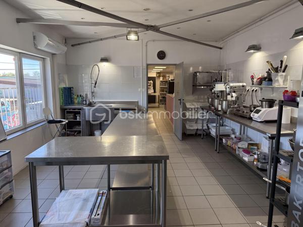 Local commercial de 135 m²