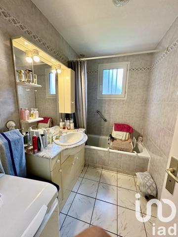 Maison traditionnelle 3 pièces de 61 m² à Séméac (65600)