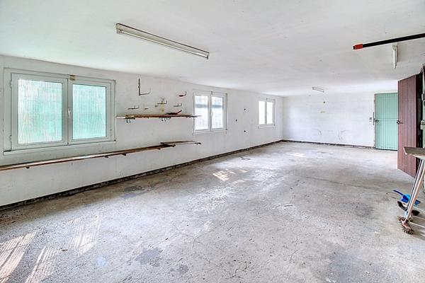 EXCLUSIVITE ! A VENDRE DRAGUIGNAN - Maison 10 pièces 239 m² avec piscine sur 4531 m² de terrain