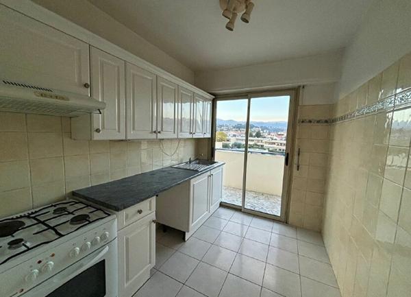 Appartement à louer    2 pièces •  Cagnes-sur-Mer