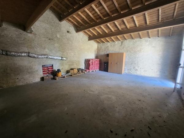 La Réorthe (85210) Maison de campagne avec quatre chambres