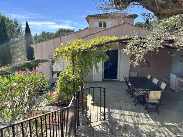 Maison de Charme au golf de pont royal avec Piscine