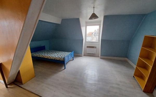 Immeuble à vendre    6 pièces •  La Souterraine