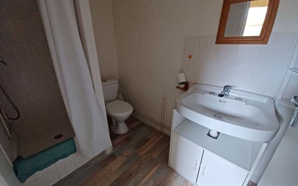 Immeuble à vendre    6 pièces •  La Souterraine