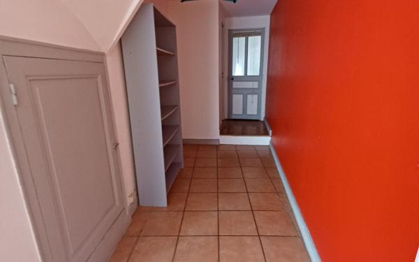 Immeuble à vendre    6 pièces •  La Souterraine