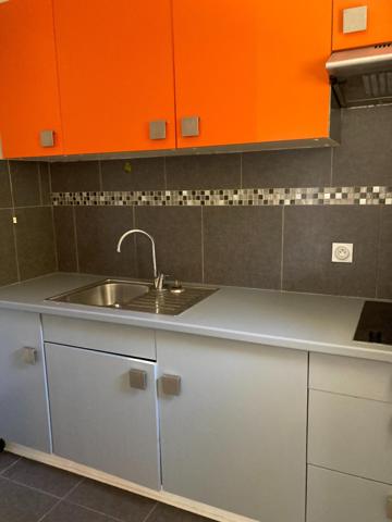 Résidence avec piscine et tennis