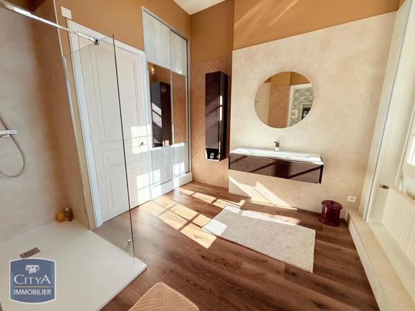 Demeure à vendre 14 pièces 500m²