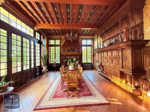 Demeure à vendre 14 pièces 500m²