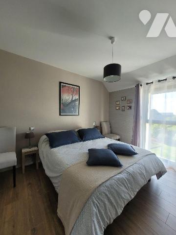 Maison à Vendre à Saint-Briac-sur-Mer (35800) en Ille-et-Vilaine (35)
 
Cette maison d'archit...