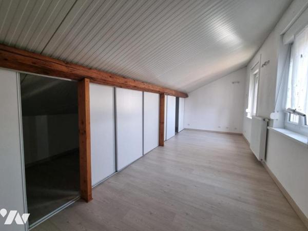 Ensemble immobilier à fort potentiel : Commerce, Habitation ou Division d'immeuble avec garage