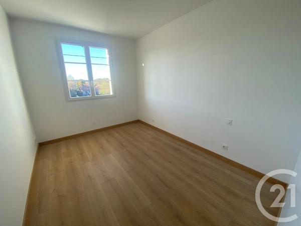 Maison à vendre  4 pièces - 76 m 2   LINARS  - 16