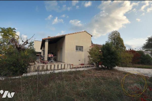 Maison T4 de plain pied à rénover à Saint Just