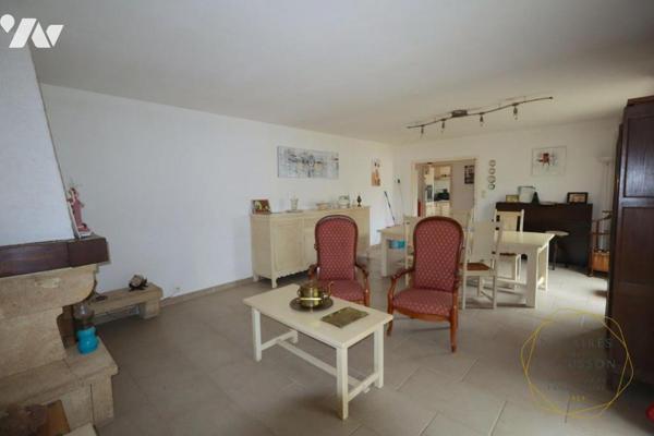 Maison T4 de plain pied à rénover à Saint Just