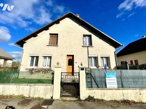 MAISON FAMILIALE 7 CHAMBRES A VENDRE - SAINT CHELY D'APCHER (lotissement, proche centre-ville)