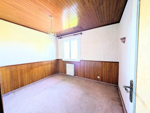 1064 M2 de terrain, 130m2 de surface, 9 mn de Dinan