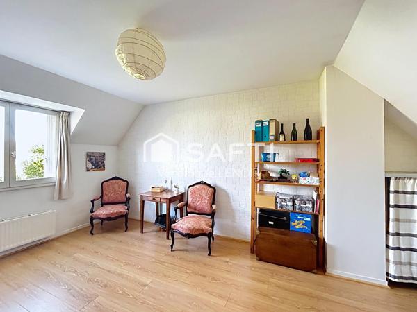 Croissy sur Seine - Belle maison familiale 7 pièces de 157m2 +  vaste véranda de 15m2