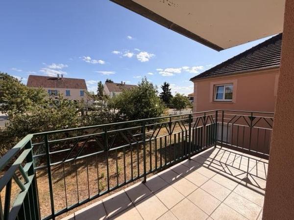 Location / Appartement à Villemandeur (45700)