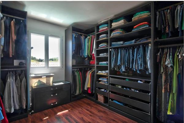 Face à l’étang, un écrin de lumière et de calme – Panorama unique & piscine