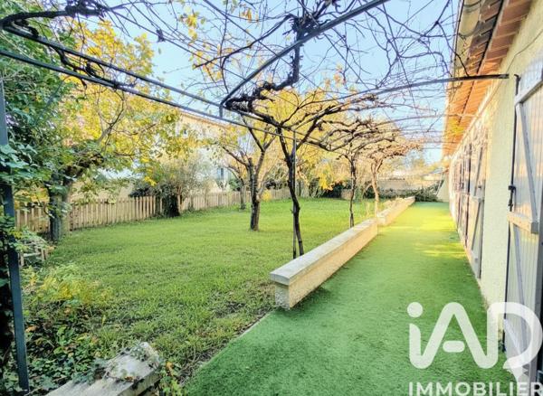 Maison à vendre 5 pièces 136 m² Entraigues-sur-la-Sorgue