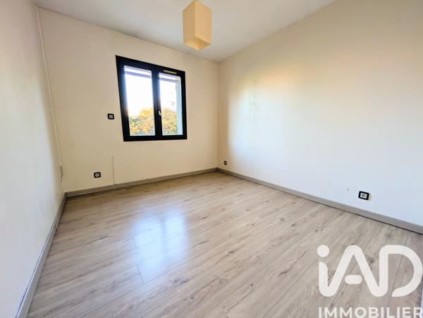 Maison à vendre 5 pièces 136 m² Entraigues-sur-la-Sorgue