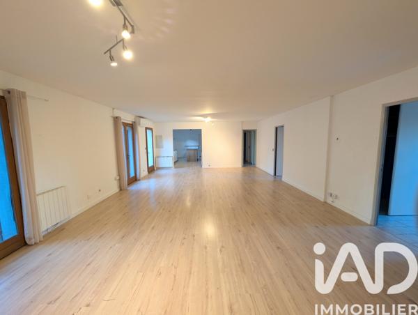 Maison à vendre 5 pièces 136 m² Entraigues-sur-la-Sorgue