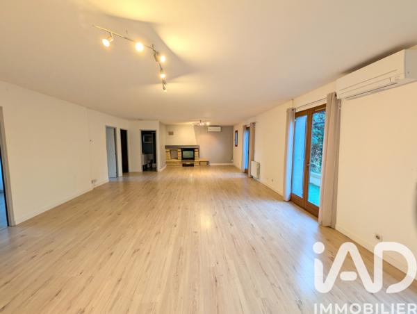 Maison à vendre 5 pièces 136 m² Entraigues-sur-la-Sorgue