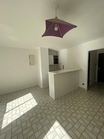 Appartement
                                                                                                                                                                                                                                                                                                                        1 pièce(s)                                                                                                                                                                                                                                                                                                                              34  m²