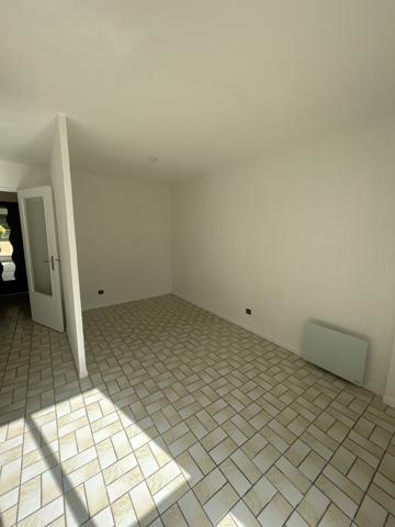 Appartement
                                                                                                                                                                                                                                                                                                                        1 pièce(s)                                                                                                                                                                                                                                                                                                                              34  m²