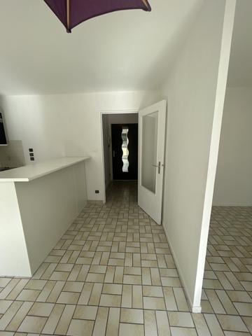 Appartement
                                                                                                                                                                                                                                                                                                                        1 pièce(s)                                                                                                                                                                                                                                                                                                                              34  m²
