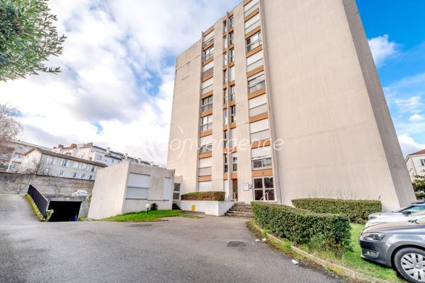 Appartement
                                                                                                                                                                                                                                                                                                                        1 pièce(s)                                                                                                                                                                                                                                                                                                                              26  m²