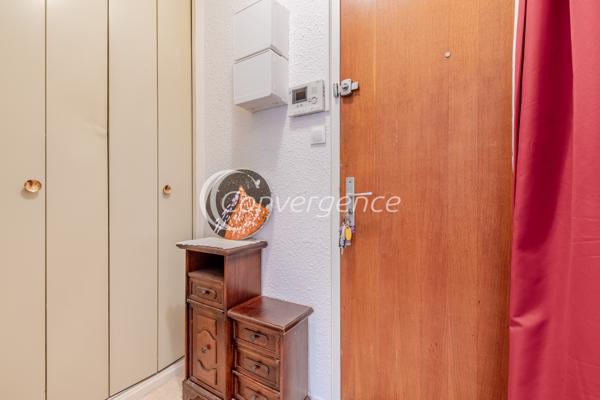 Appartement
                                                                                                                                                                                                                                                                                                                        1 pièce(s)                                                                                                                                                                                                                                                                                                                              26  m²