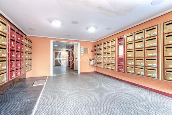 Appartement
                                                                                                                                                                                                                                                                                                                        1 pièce(s)                                                                                                                                                                                                                                                                                                                              26  m²
